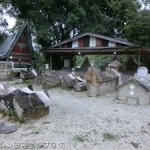スマトラ島トバ湖「トモッ(Tomok)」の伝統家屋や博物館